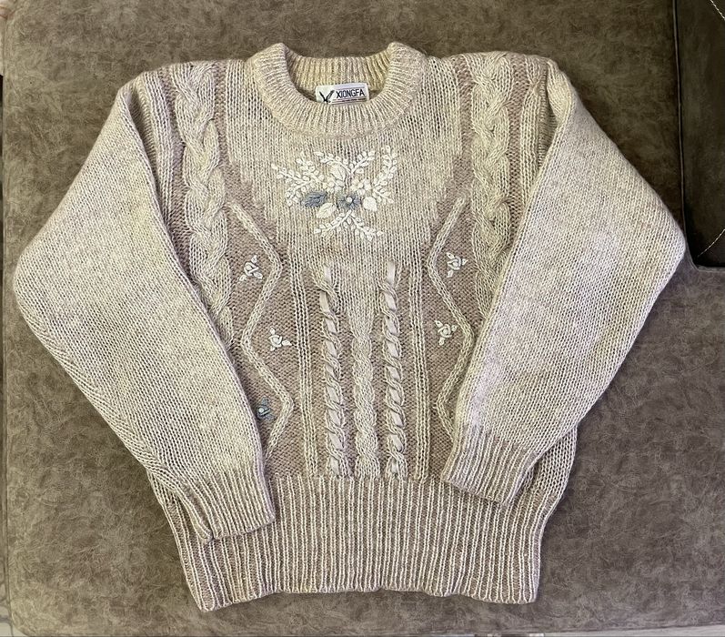 Женский тёплый свитер р. 46