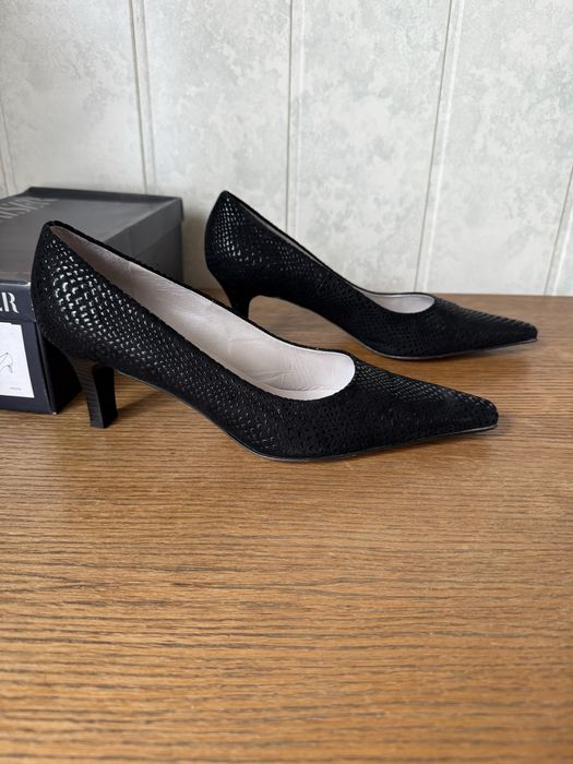 Продам туфли Peter Kaiser р41