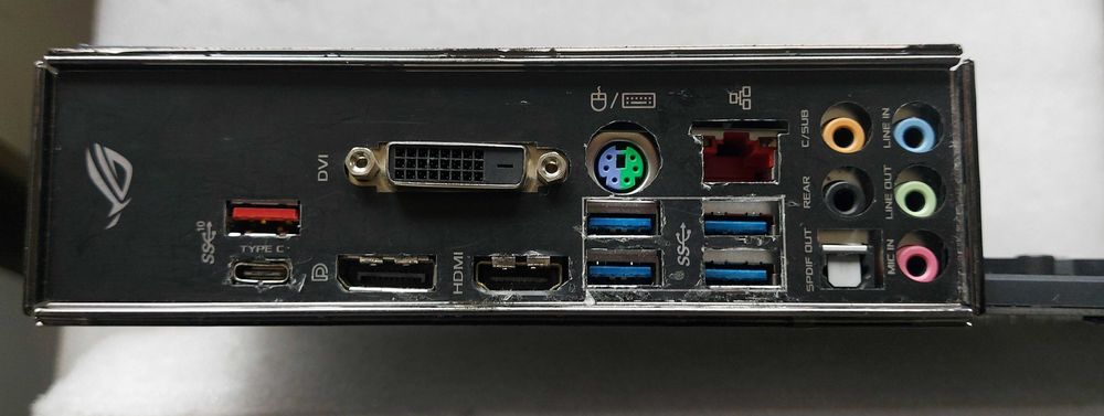 KIT i7 7700K 4.2GHz + ASUS STRIX Z270F Gaming + Cooler