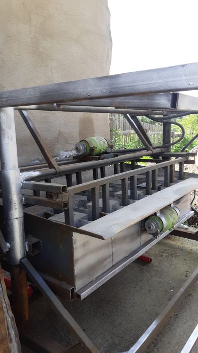 Продам пескаблочный станок б/у