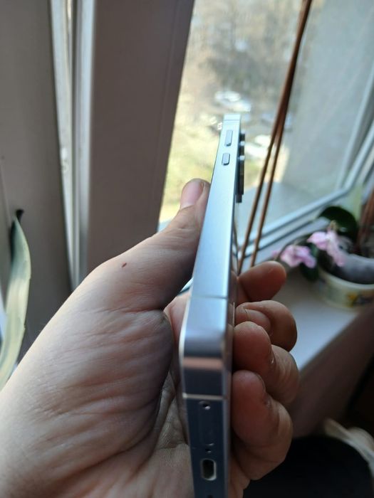 Vând Samsung s25 ultra 512gb