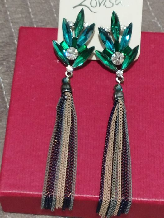 Сережки каждая по 25тыс