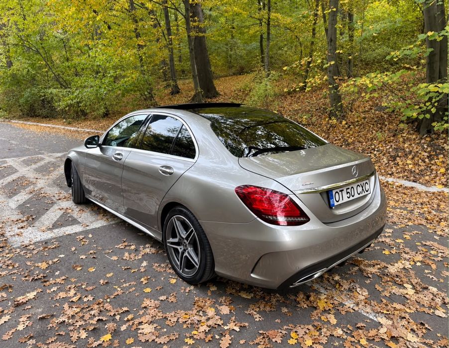 Mercedes-Benz C 180 9G - TRONIC !!