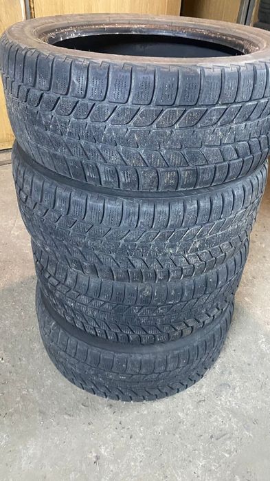 R19 235/50 Комплект фрикционной резины