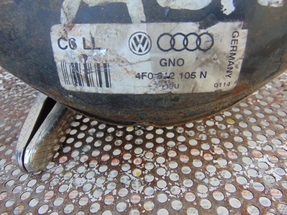 Pompa servofrana Audi a6 c6 4f cod 4f0612105n tulumba servofrana 2004-2011