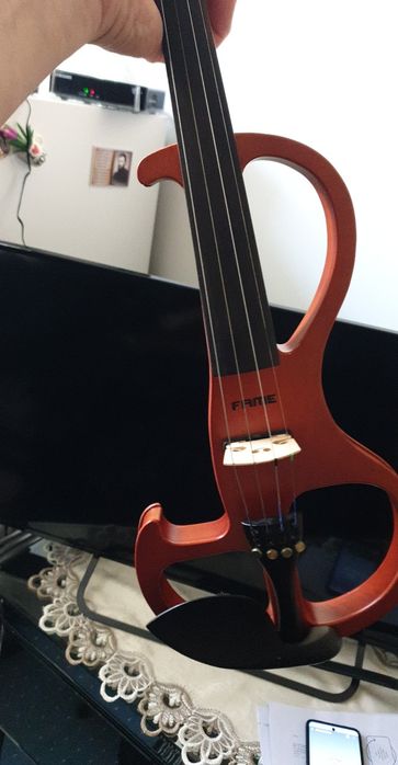 Vioara electronica