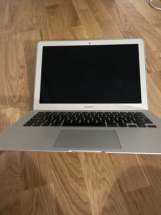 Macbook Air 15 инча