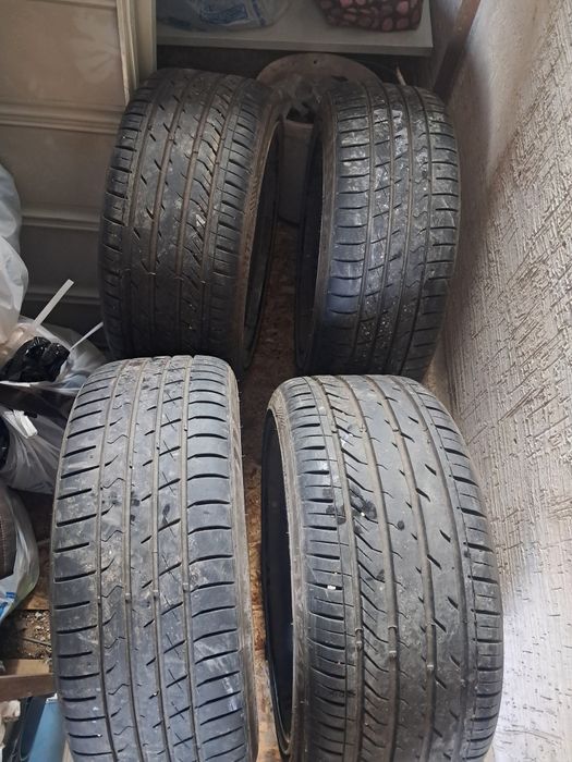 Продам диски вместе с резиной("Карлссон. Эксклюзив")