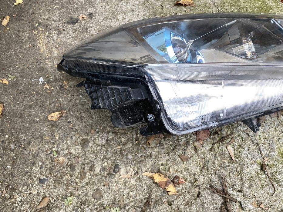 Far Suzuki vitara 4 2015 - 2020 faruri stanga dreapta led
