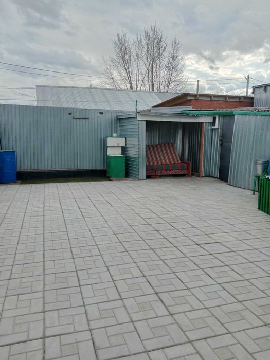 Продам 1/2 часть дома Военный городок