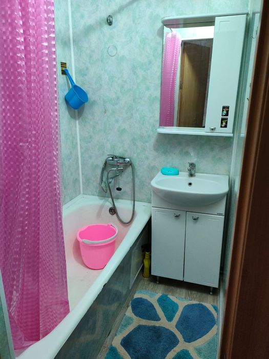 1 бөлмелі пәтер жалға беріледі.