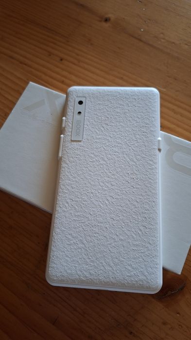 2 броя Onyx boox palma 6.13inch