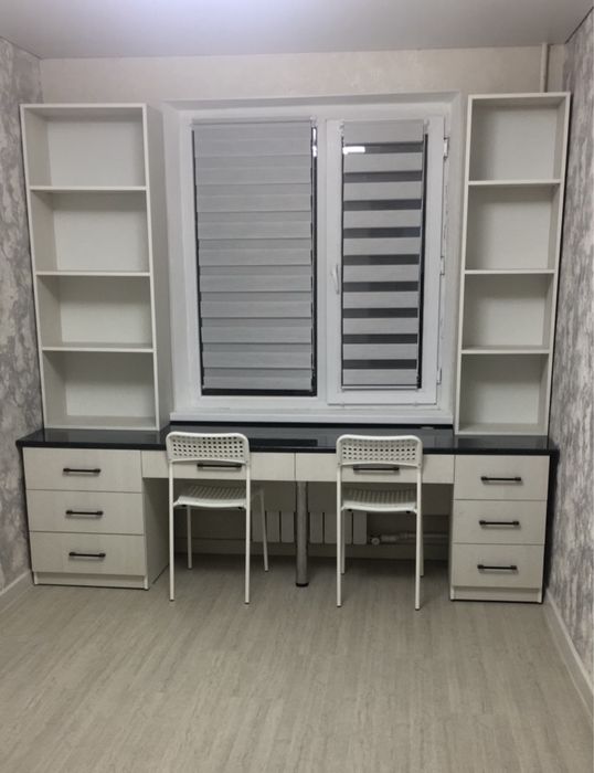 Стол для учебы и компьютера