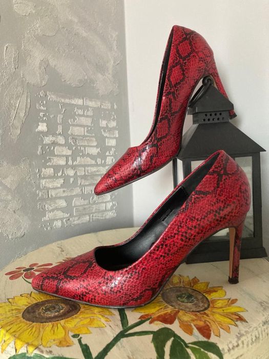 Vand Pantofi Reserved