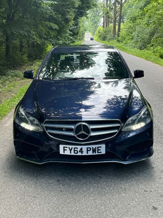 MERCEDES-BENZ E-Class