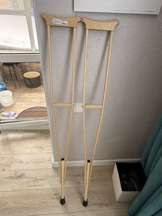 Продаются костыли