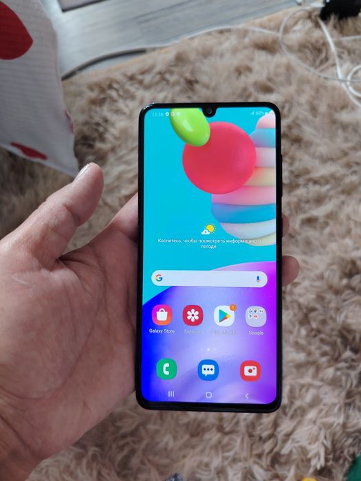 продаётся телефон