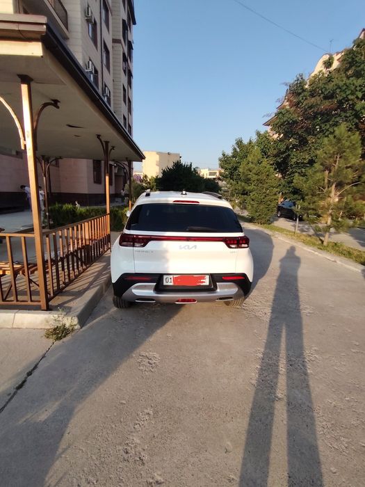 Kia sonet oq rang