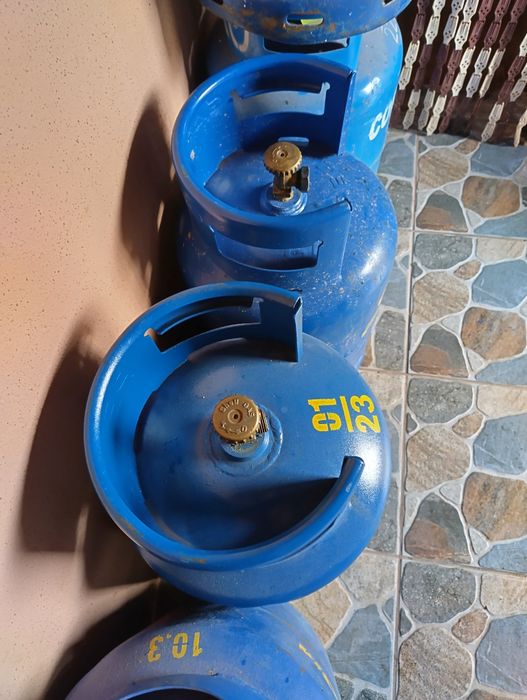 Vand Butelie Petrom aragaz cu guler goala