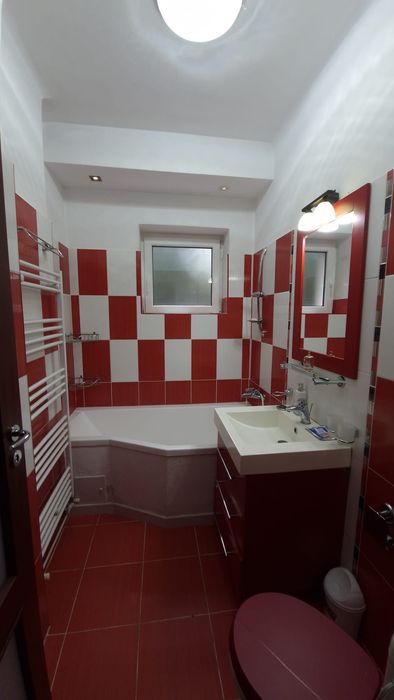 Inchiriez apatament cu 2 camere Turda