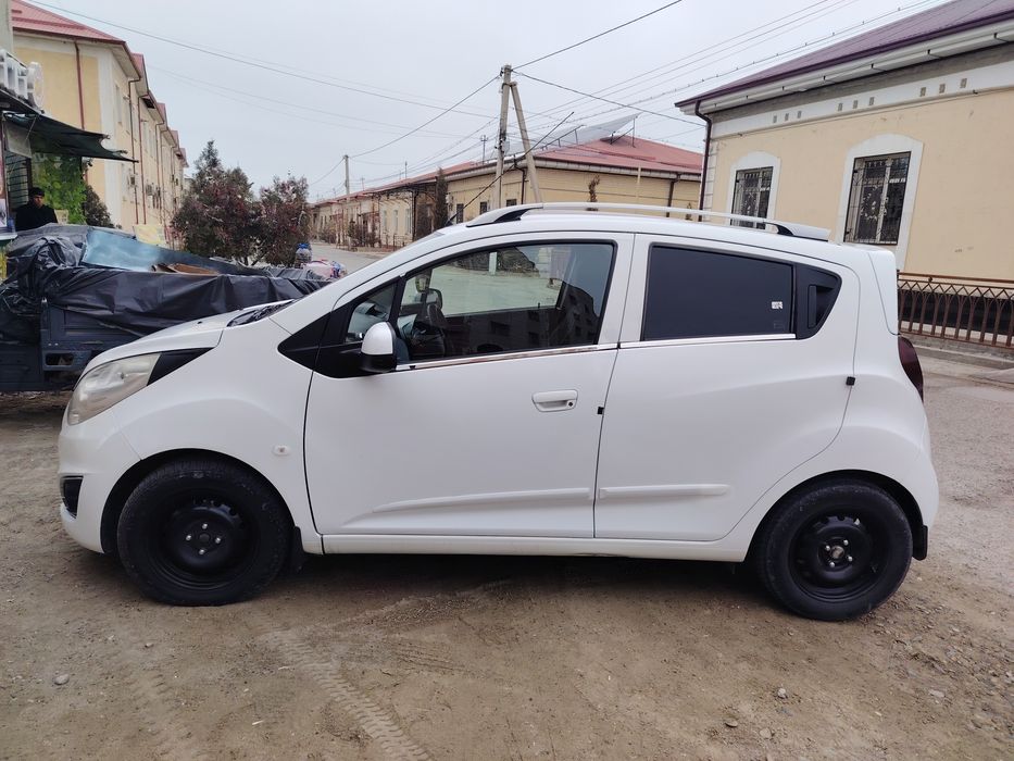 Spark 2017 avtomat sotildi 7600$