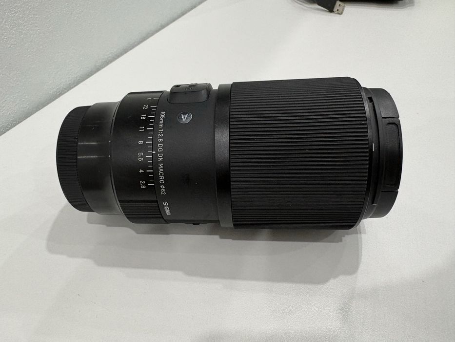 Sigma 105mm F2.8 DG DN Macro Art для Sony E