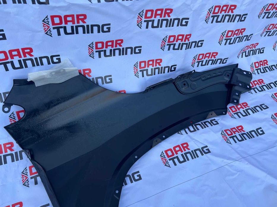 Крыло переднее левое оригинал на Lexus RX