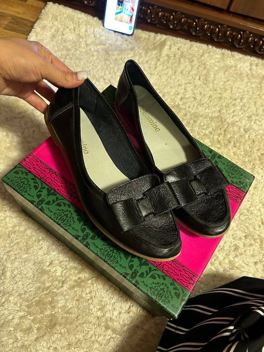 Срочно продам обувь