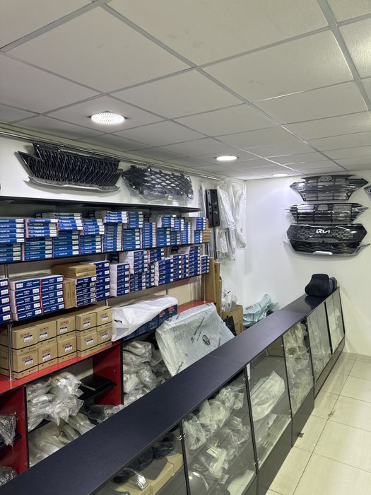 Kia hyundai hamma  kuzuf va hadavoy detalar bor