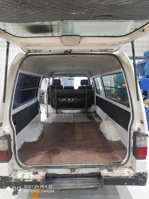 Mazda Bongo Brawny 2001