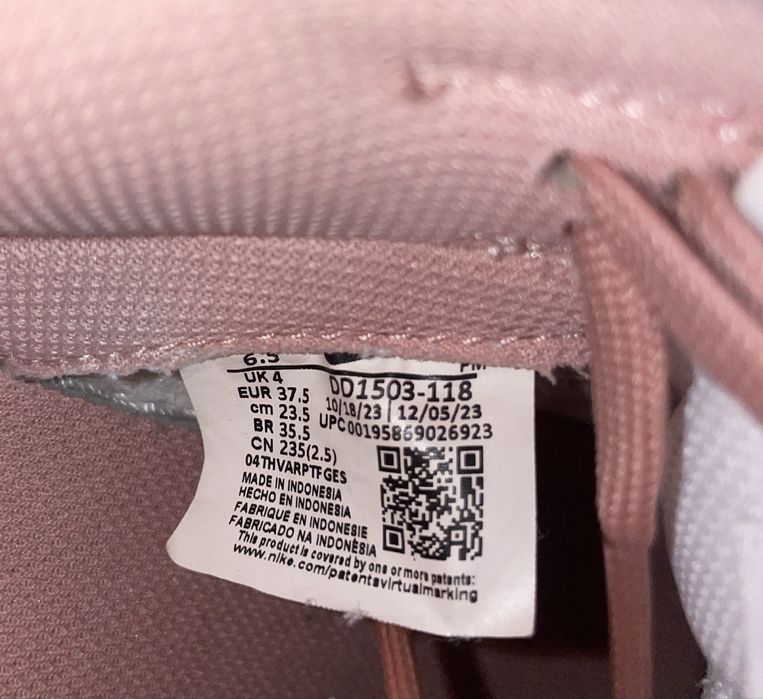 Adidasi nike dunk low pink