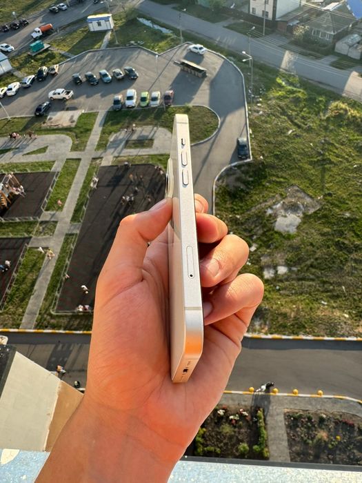 Iphone 13 акб 88%