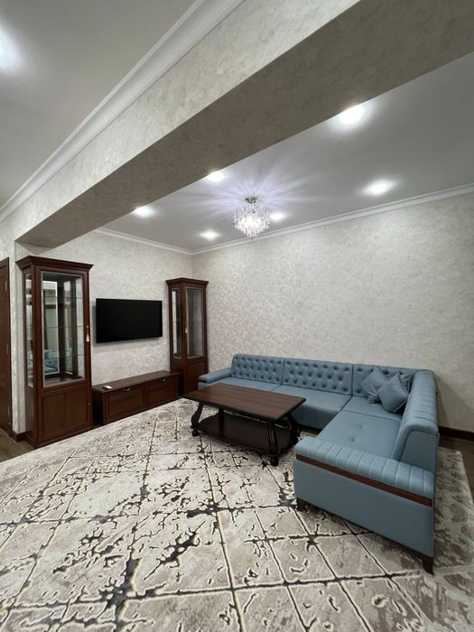 Сдаётся 4х комнатная квартира