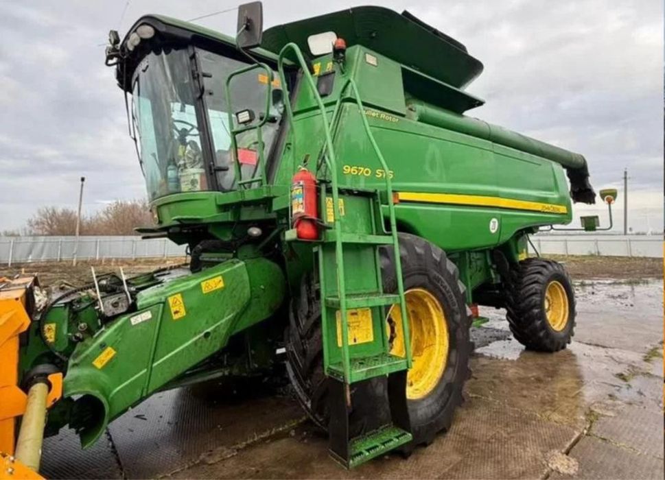 Комбайн Джон Дир 9670