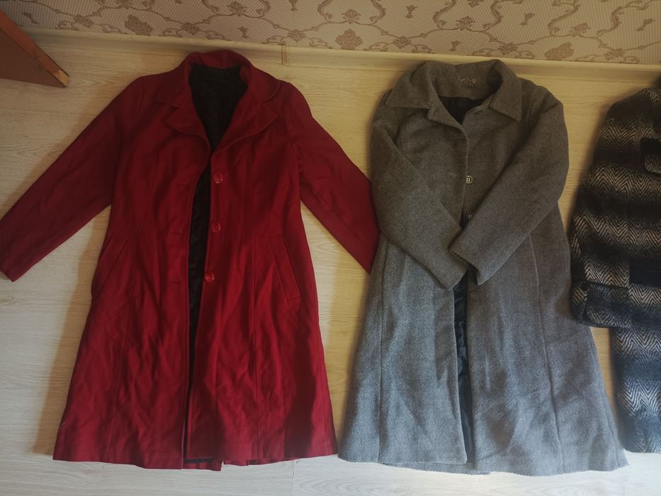 Продам теплое  пальто за 2000