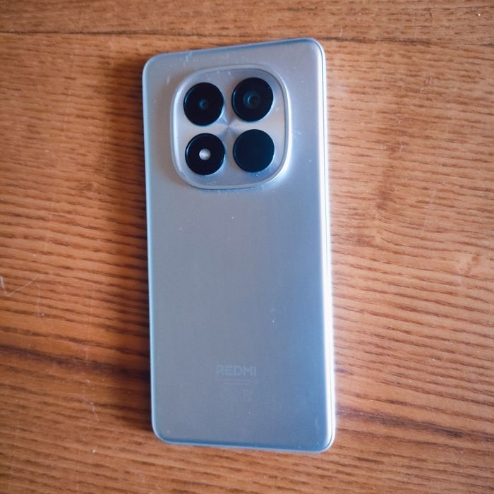 Продаю RedMi note 15 pro
