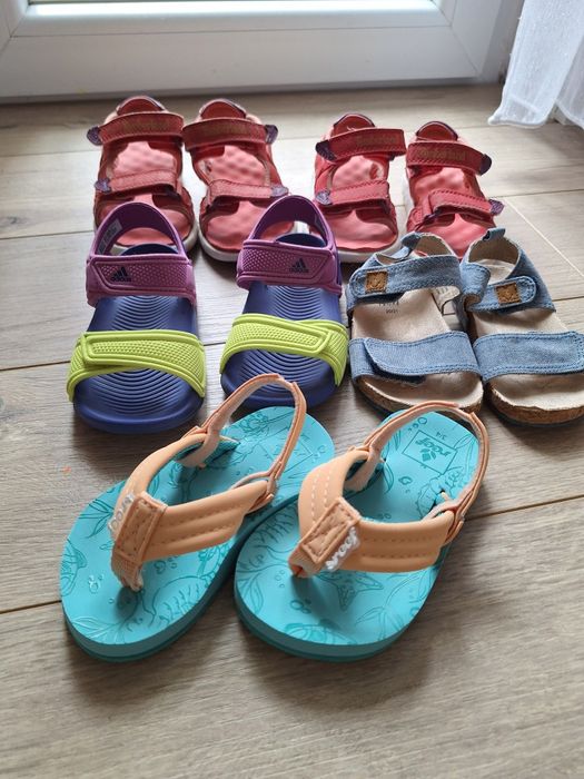 Детски летни обувки и сандали Roxy, Adidas, Timberland