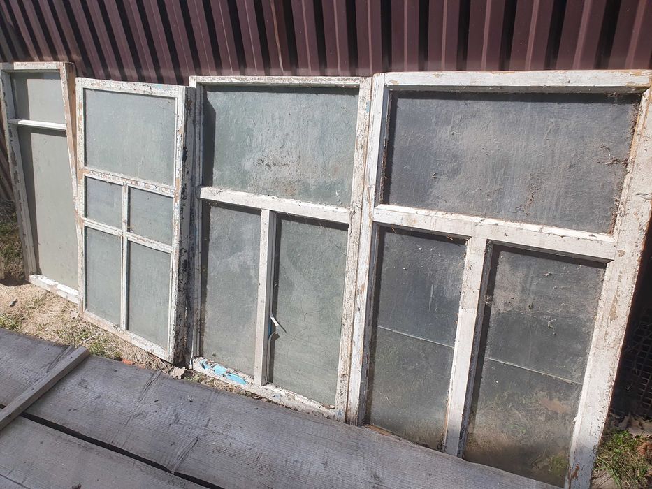 Продам оконные рамы