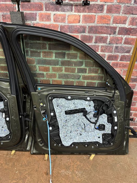 Usa stanga fata spate Bmw X5 G05 Completa Originala