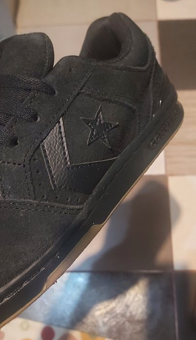 Converse Originali 42.5 - Model Premium - Piele Întoarsă - Stare  Ca Noi - Preț Negociabil
