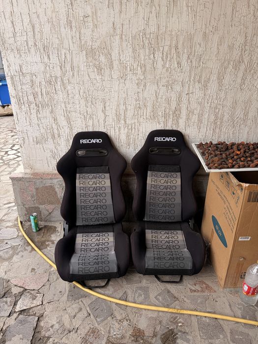 Recaro сиденье срочно продам