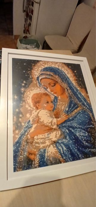 Vand picturi cu diamante facute manual