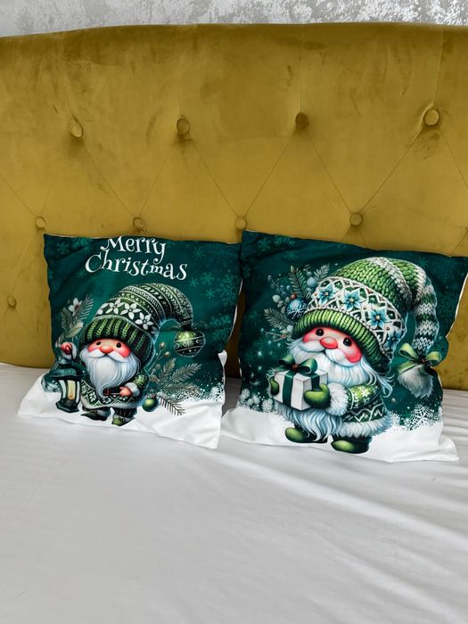 Set funda mare catifea + 4 perne decorative de Crăciun,