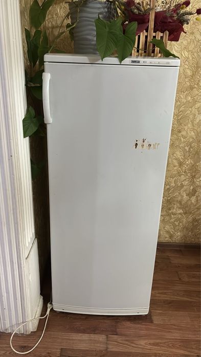 Морозильник Atlant