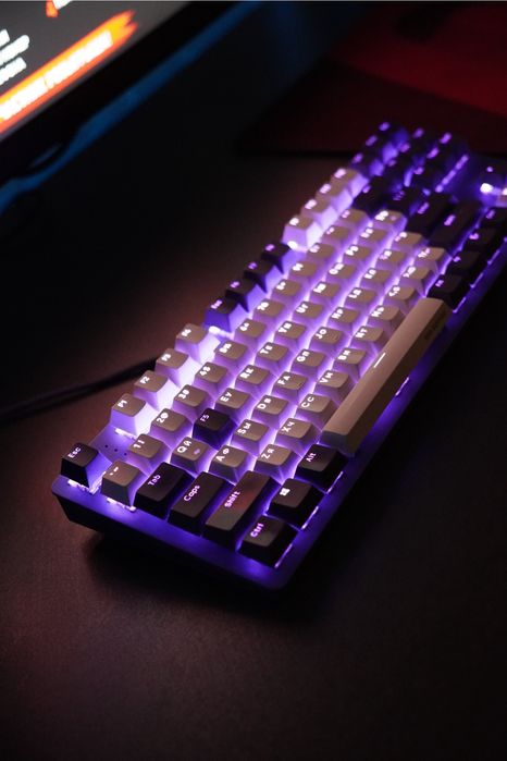 Продаются игровые компьютеры.