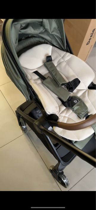 Коляска детская новая