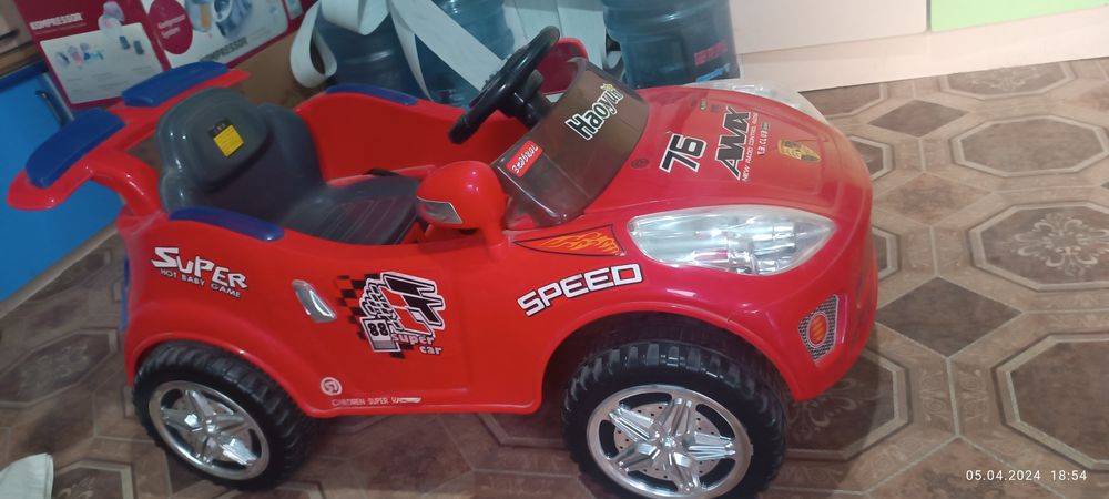 Машина с пультом