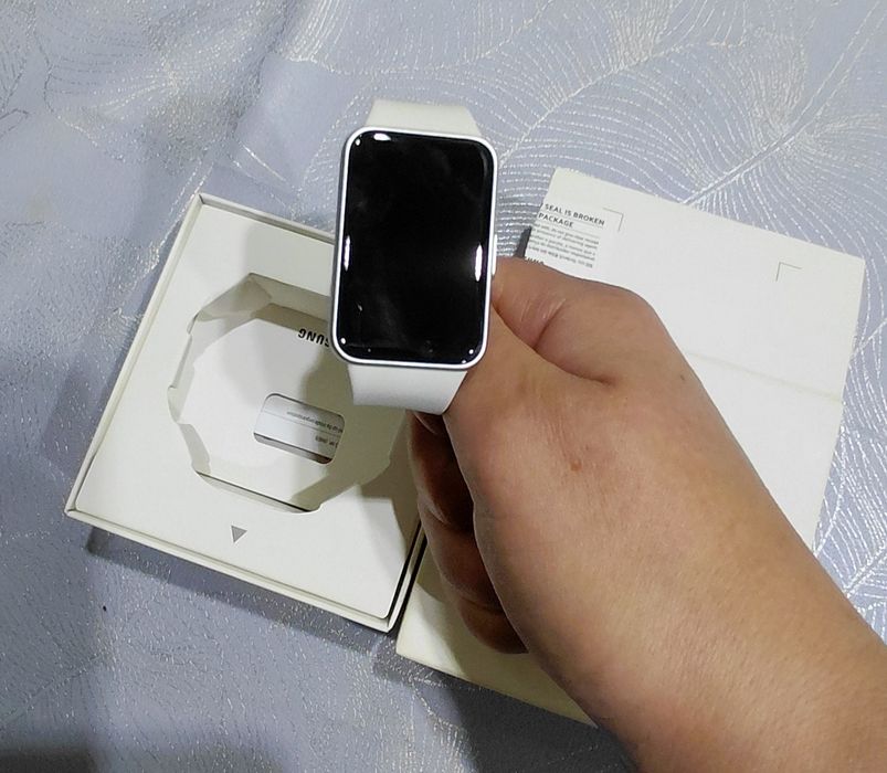 Продам смарт часы Samsung