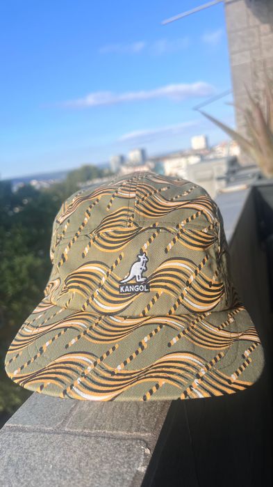 Шапка с две лица  Kangol Facewave  Reversible 5 Panel Cap