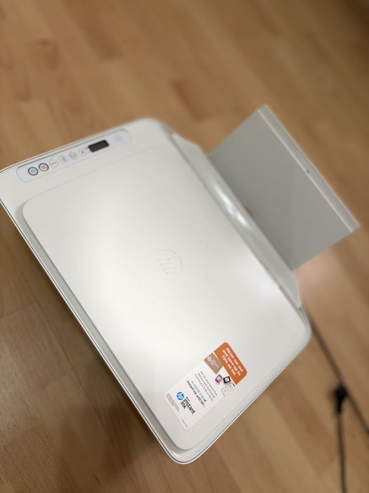 Принтер HP DeskJet 2710e